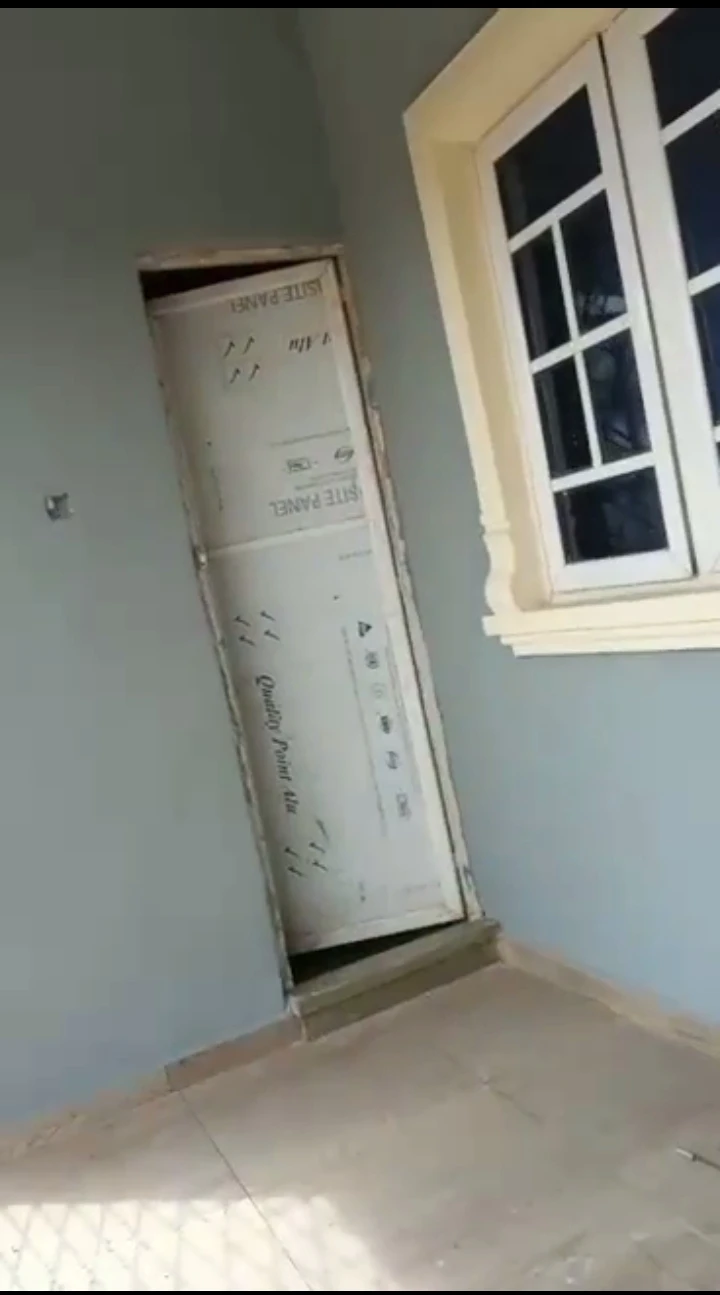 2 Bedroom Flat for Rent in evbomama community, Edo - Image 2