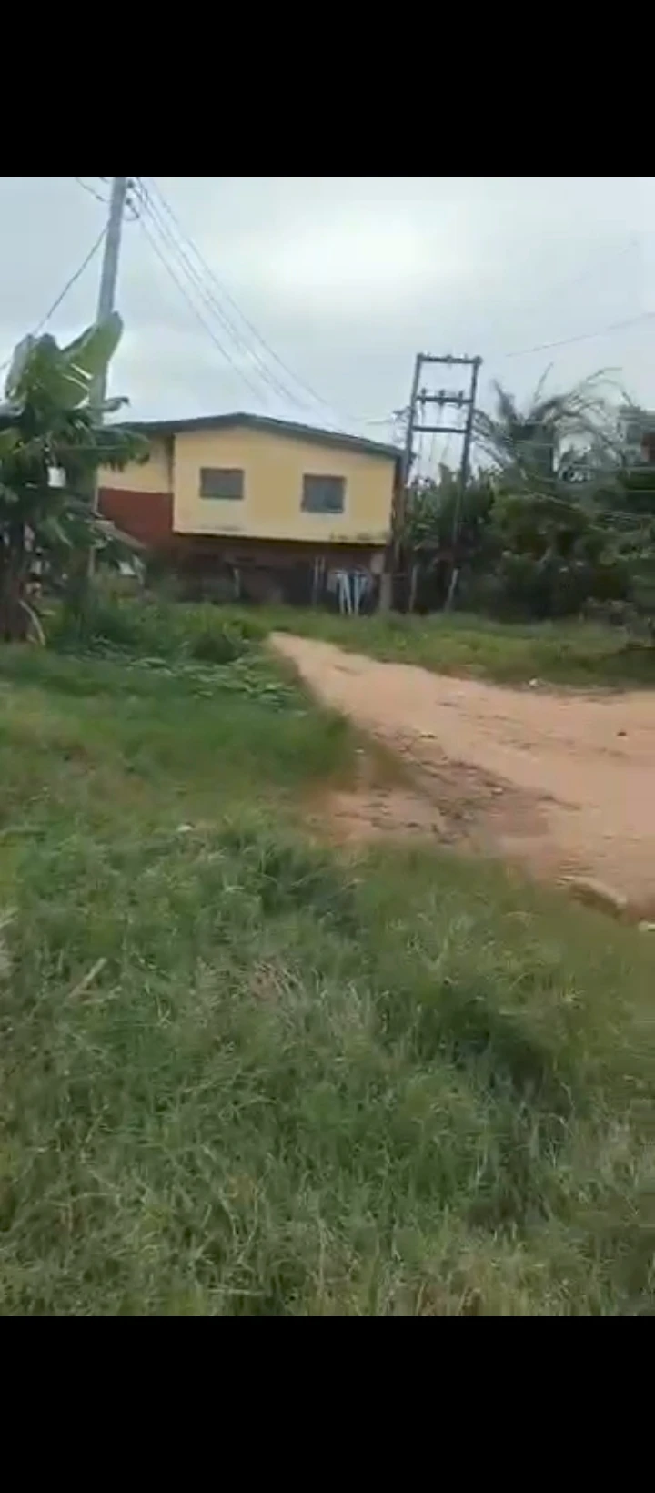 Land for Sale in Etete road by first ugbor, Edo - Image 1