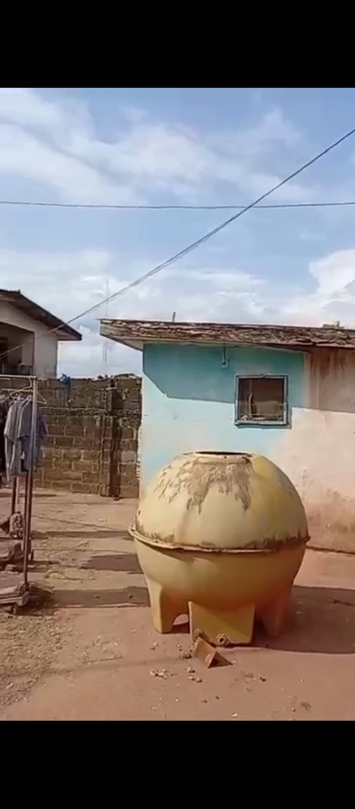 Duplex for Sale in Commercial Avenue road, Old GRA benin city., Edo - Image 2