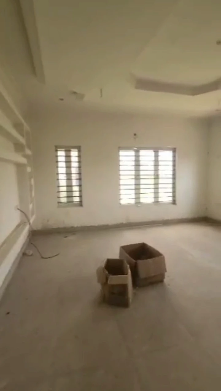 Bungalow for Sale in Obazagbor upper iriri Rd, Edo - Image 4