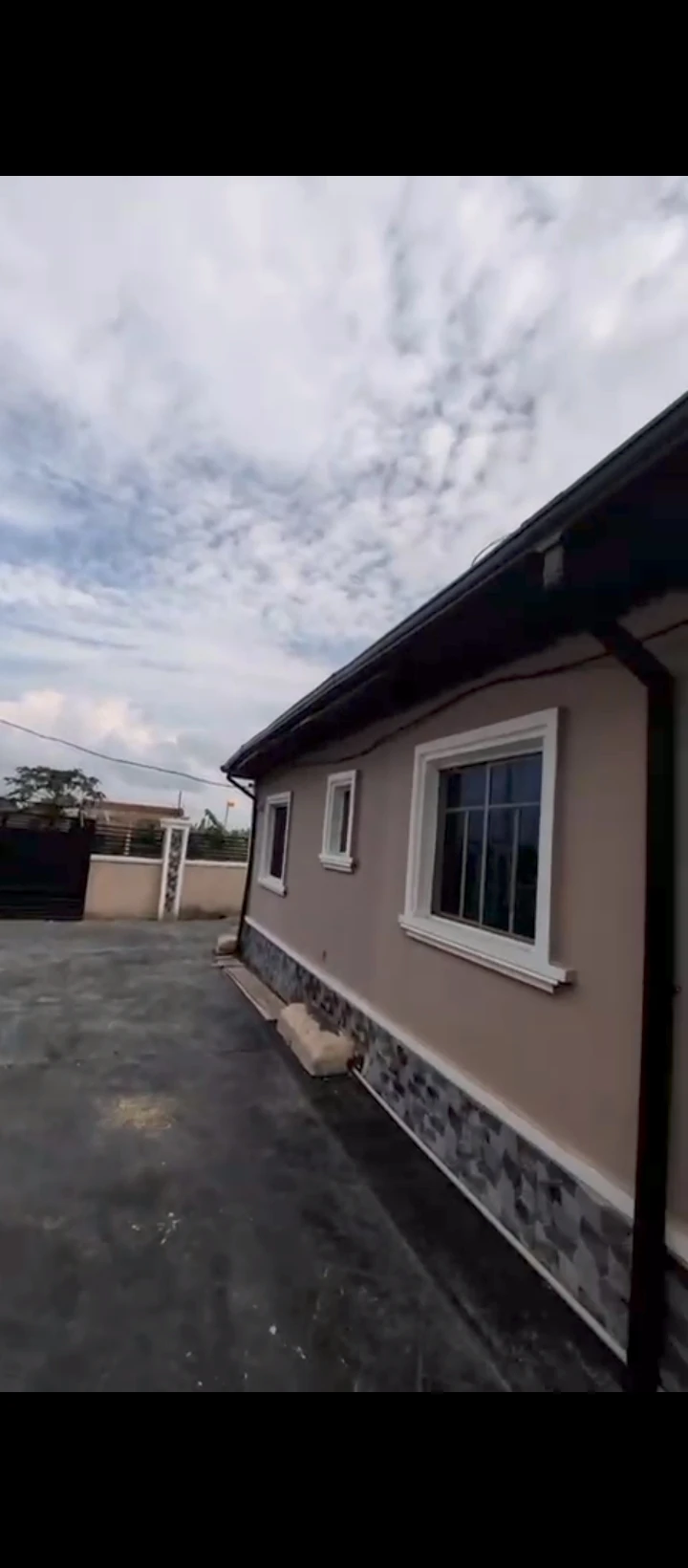 Bungalow for Sale in Uhoro, Edo - Image 2