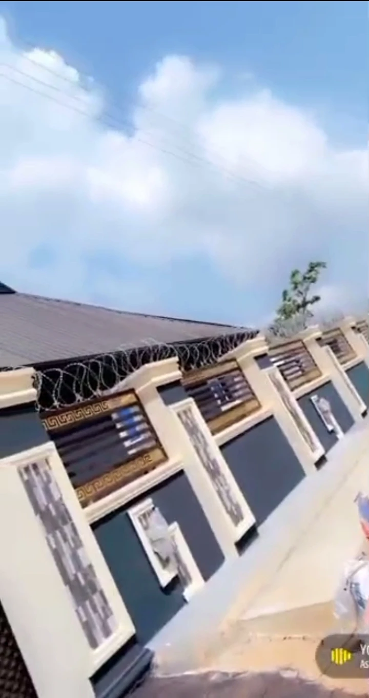 1 Bedroom Flat for Sale in Ikpoba Hill, Edo - Image 1
