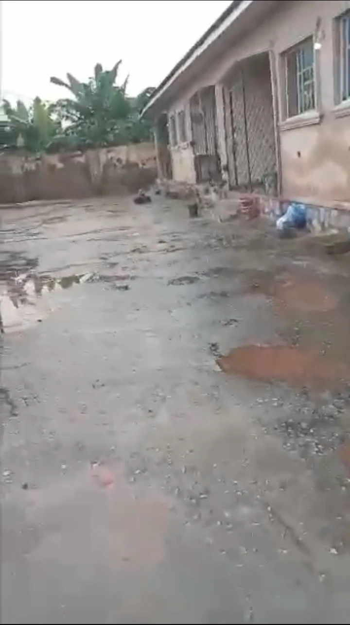 Bungalow for Sale in Pz off sapele road, Edo - Image 1