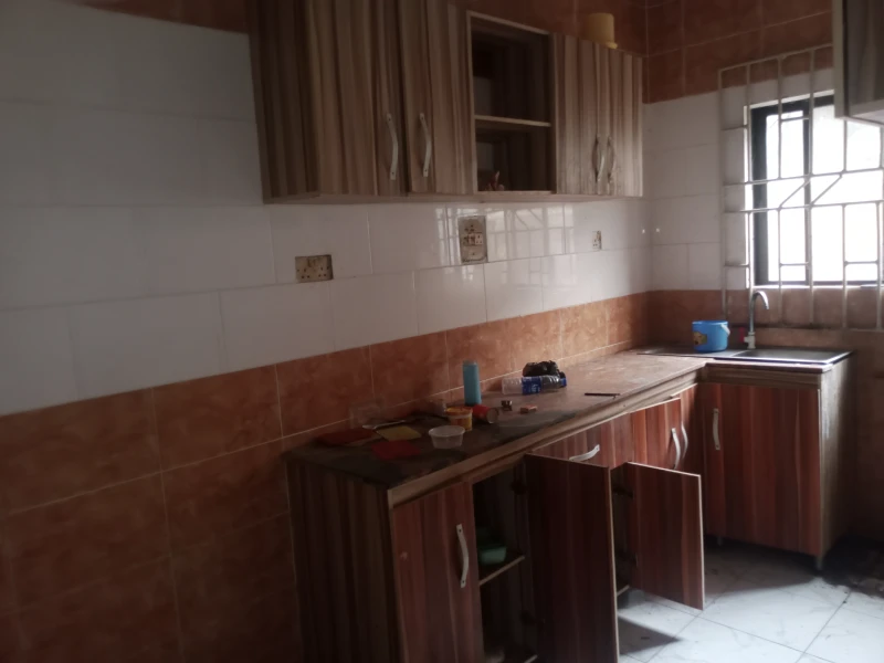3 Bedroom Flat for Rent in Ajide edjeba warri, Delta - Image 3