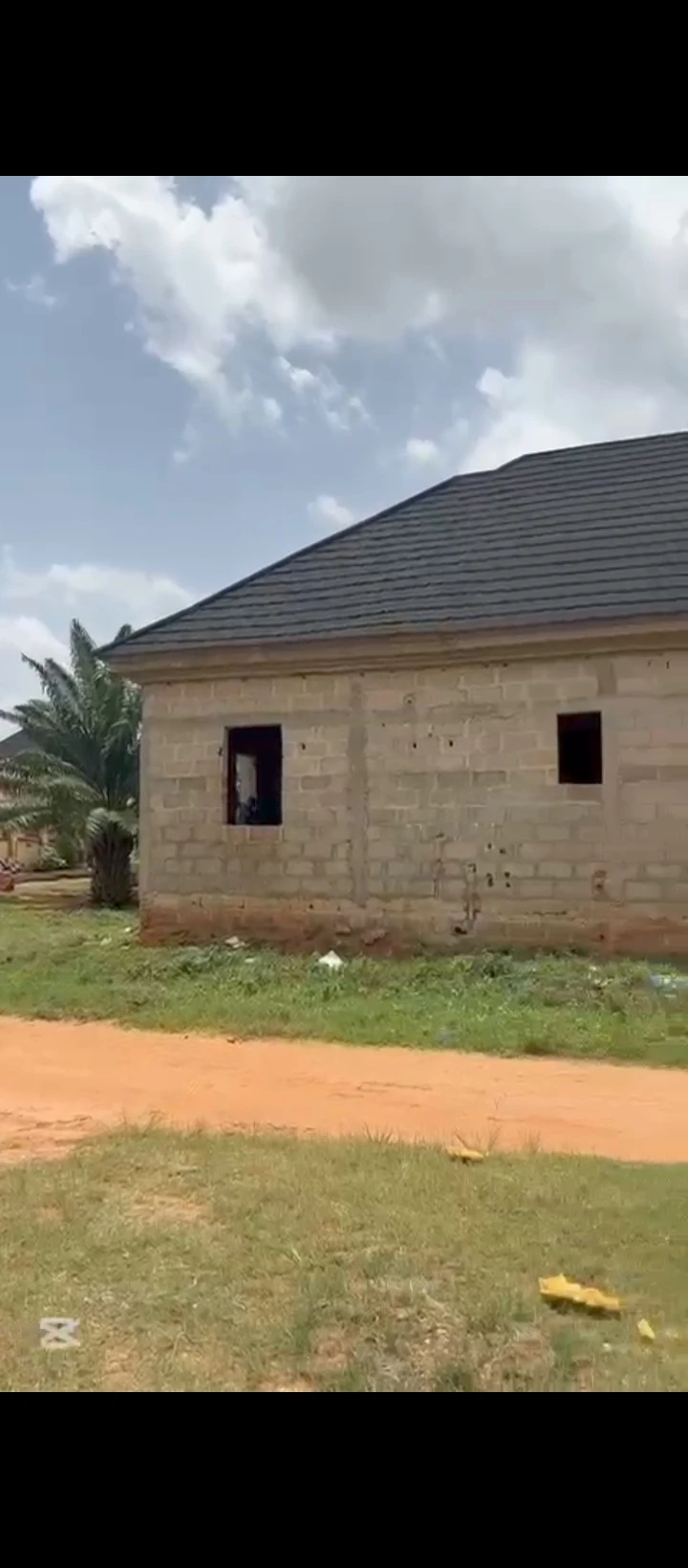 Bungalow for Sale in Ugbor central, Edo - Image 3