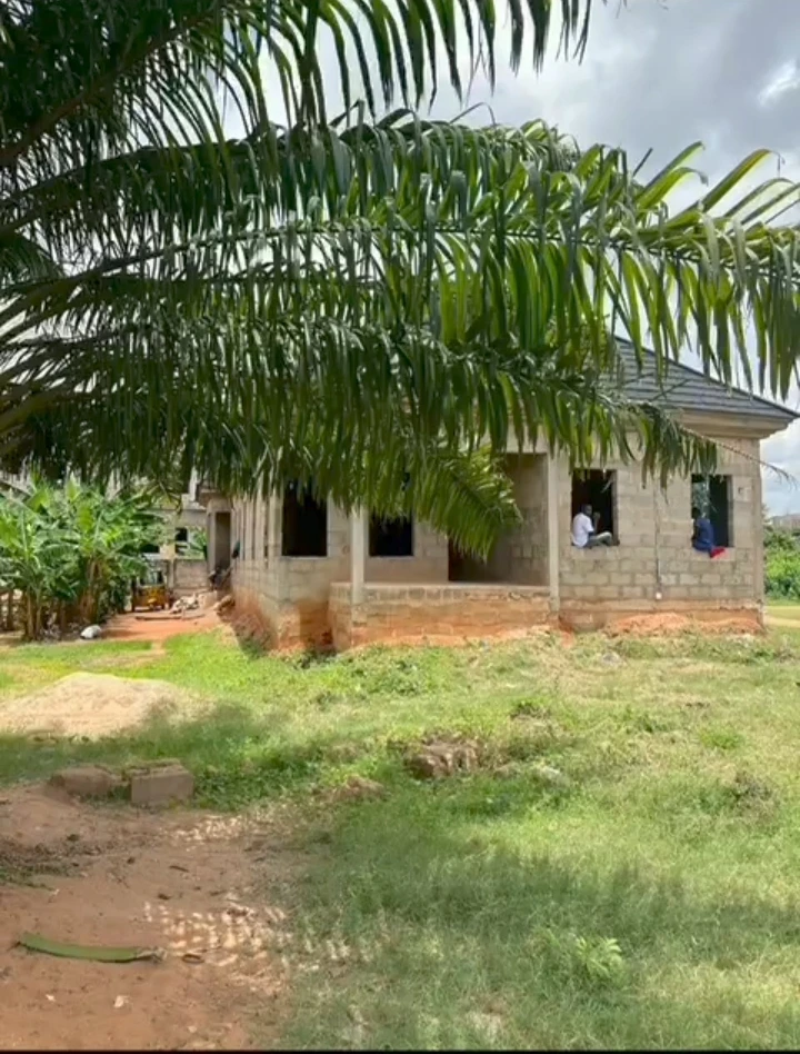 Bungalow for Sale in Ugbor central, Edo - Image 1