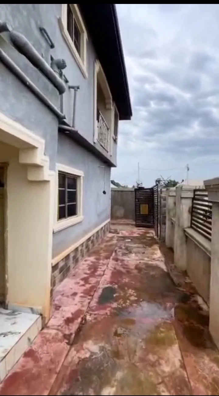 2 Bedroom Flat for Sale in Obe sapele road Opp. Rock of ages, Edo - Image 1