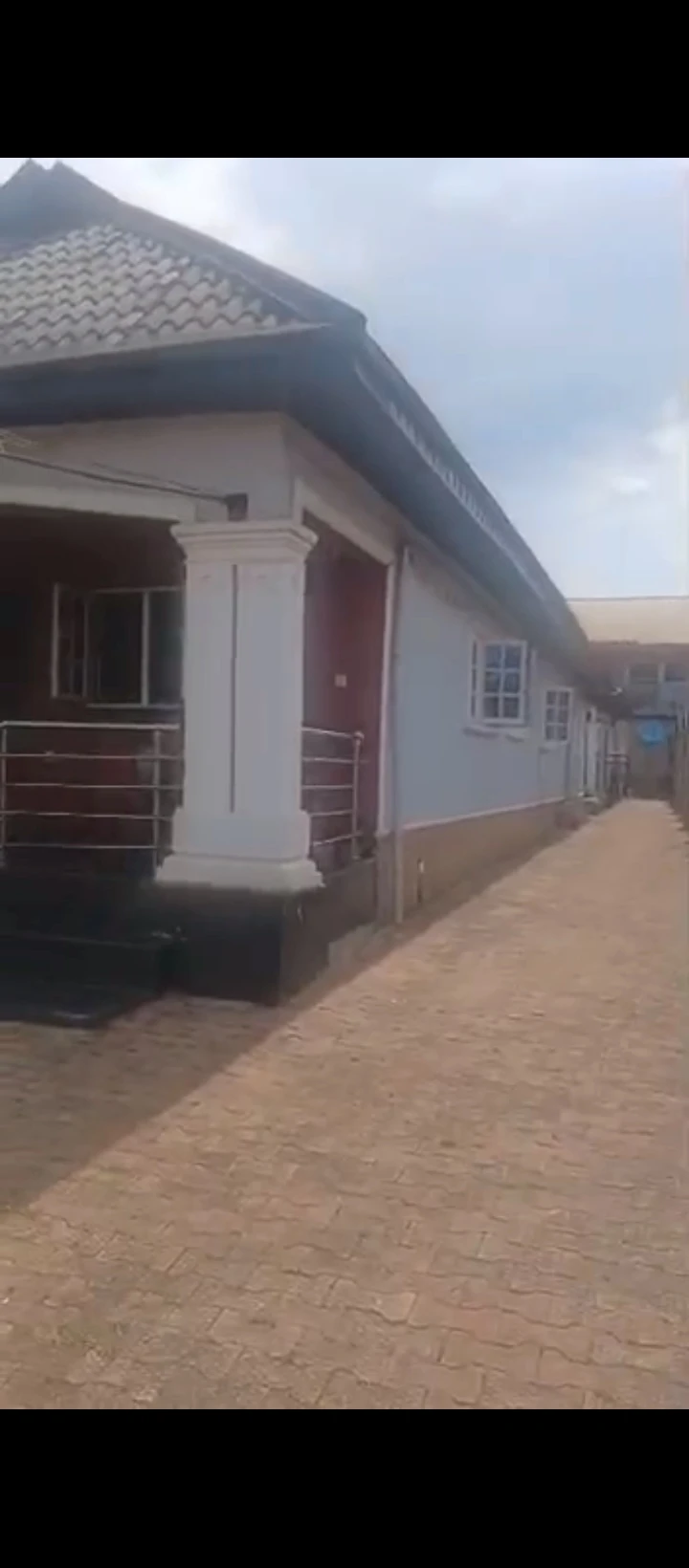 4 Bedroom Flat for Sale in Arougba, Edo - Image 2
