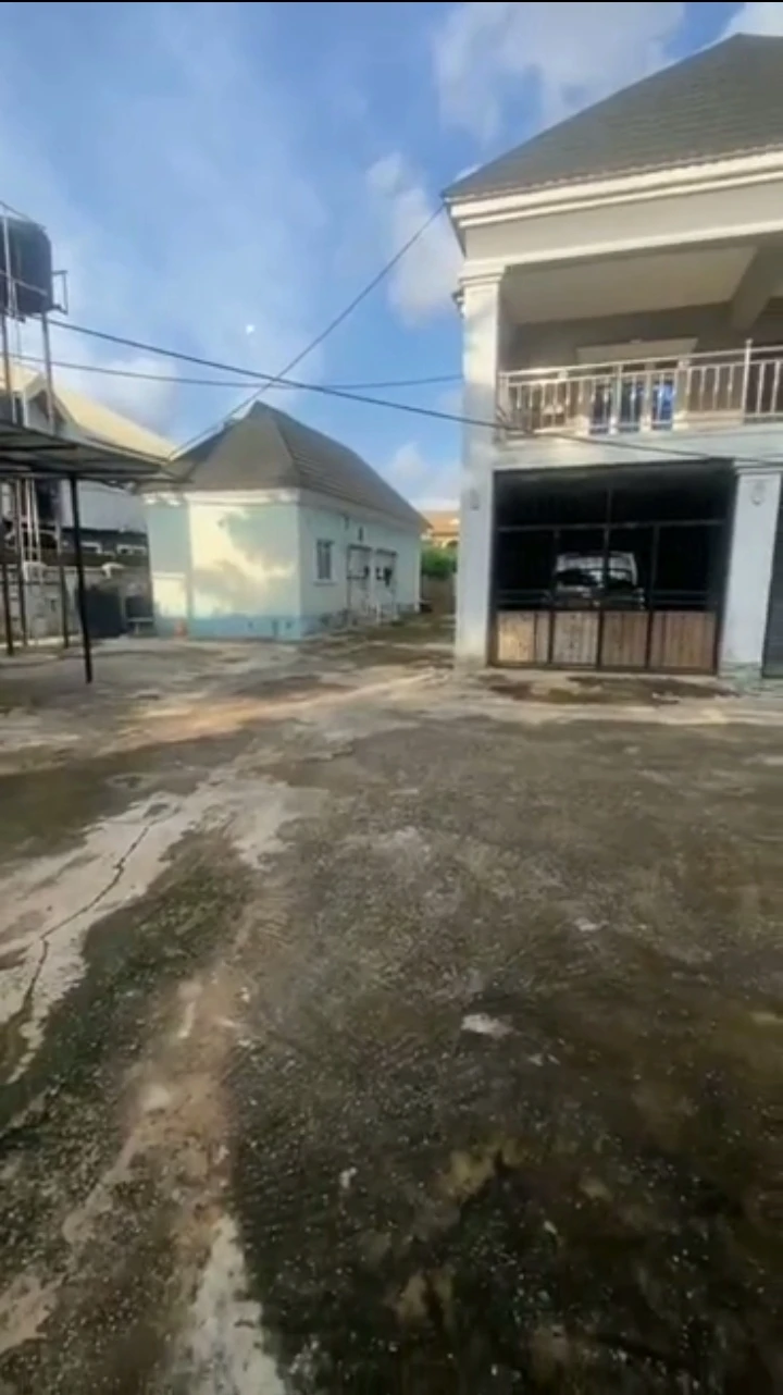 Duplex for Sale in Carribbean Estate off irhirhi Rd off airport road Arougba, Edo - Image 2