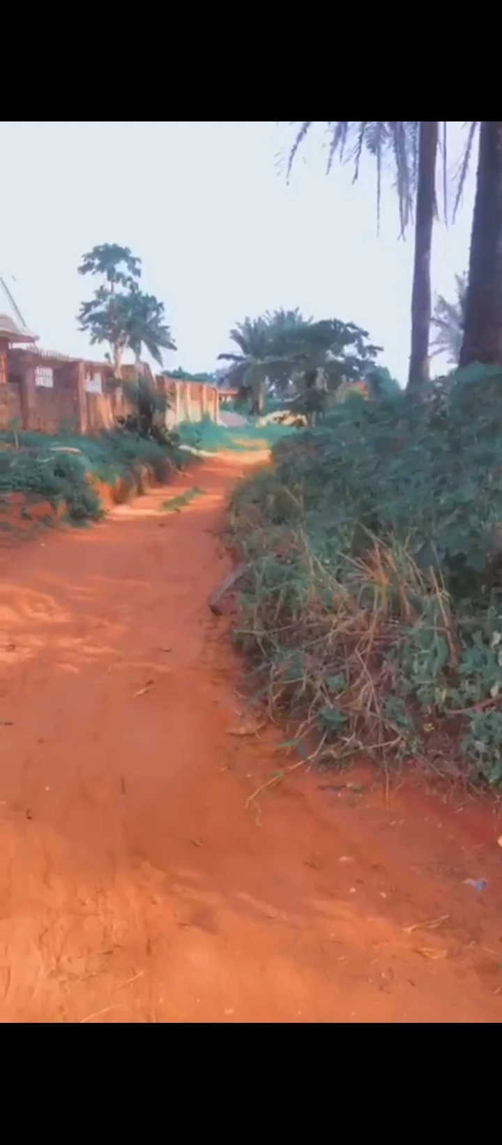 3 Bedroom Flat for Sale in Ekosodin, Edo - Image 2