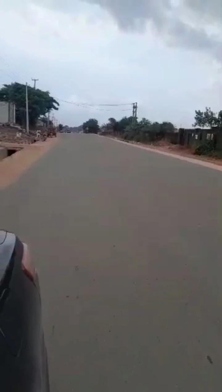 Land for Sale in Airport road, Edo - Image 2