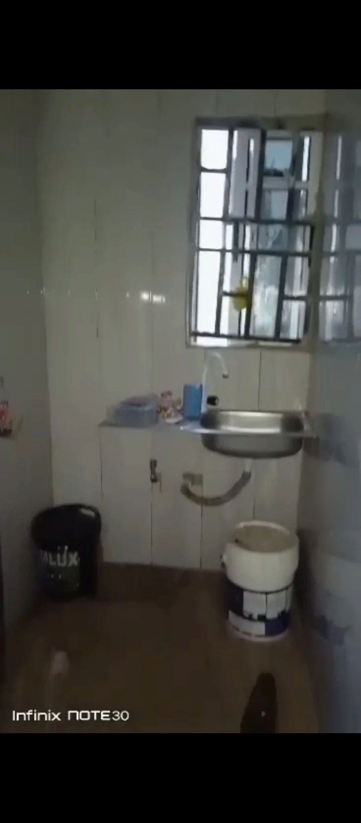 SelfContain for Rent in Back of Belisima Hotel Sapele Road bypass very close to road, Edo - Image 1