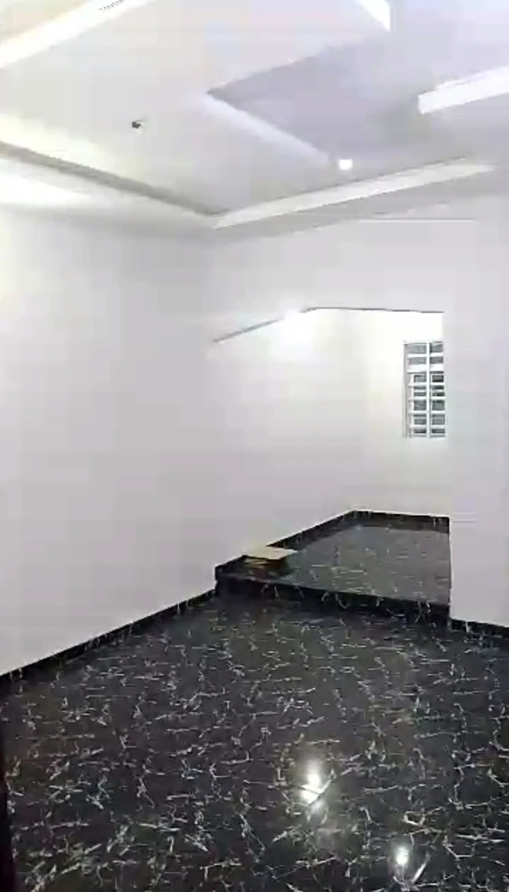 2 Bedroom Flat for Rent in EVBUKUN off sapele road, Edo - Image 1