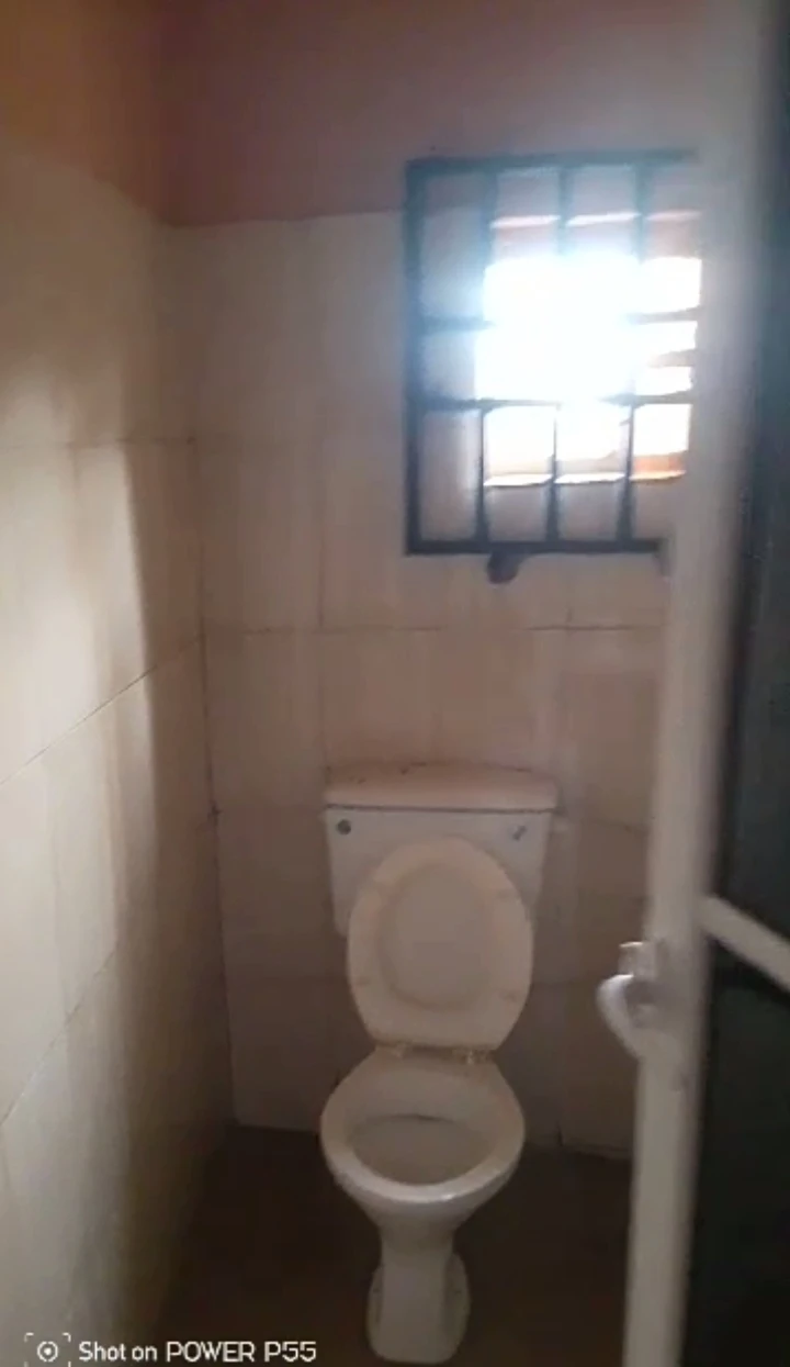 3 Bedroom Flat for Rent in ADP Airport road, Edo - Image 1