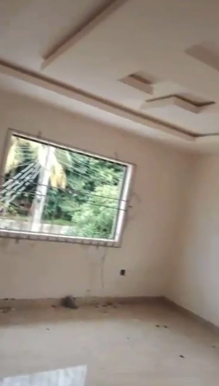 3 Bedroom Flat for Rent in Niger cat, Delta - Image 2