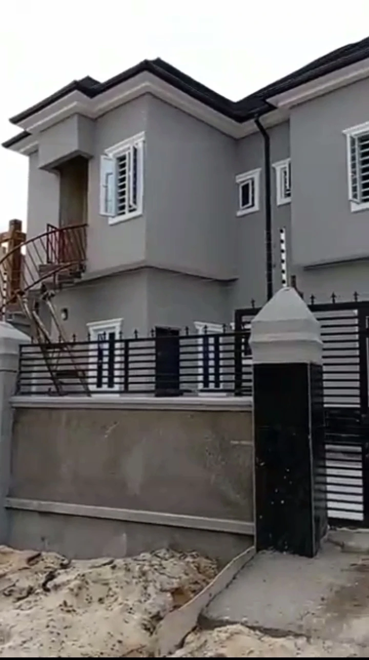 Duplex for Sale in Okpaka, Delta - Image 2