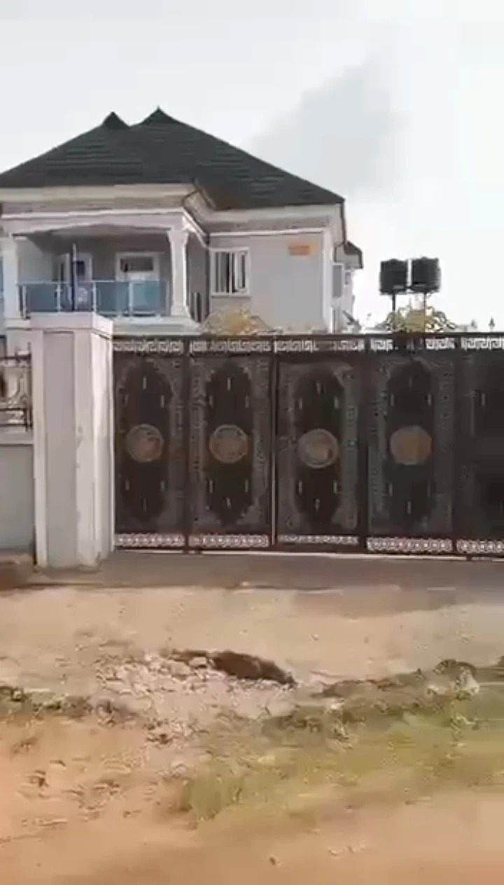 Duplex for Sale in Upper sakpoba, Edo - Image 2