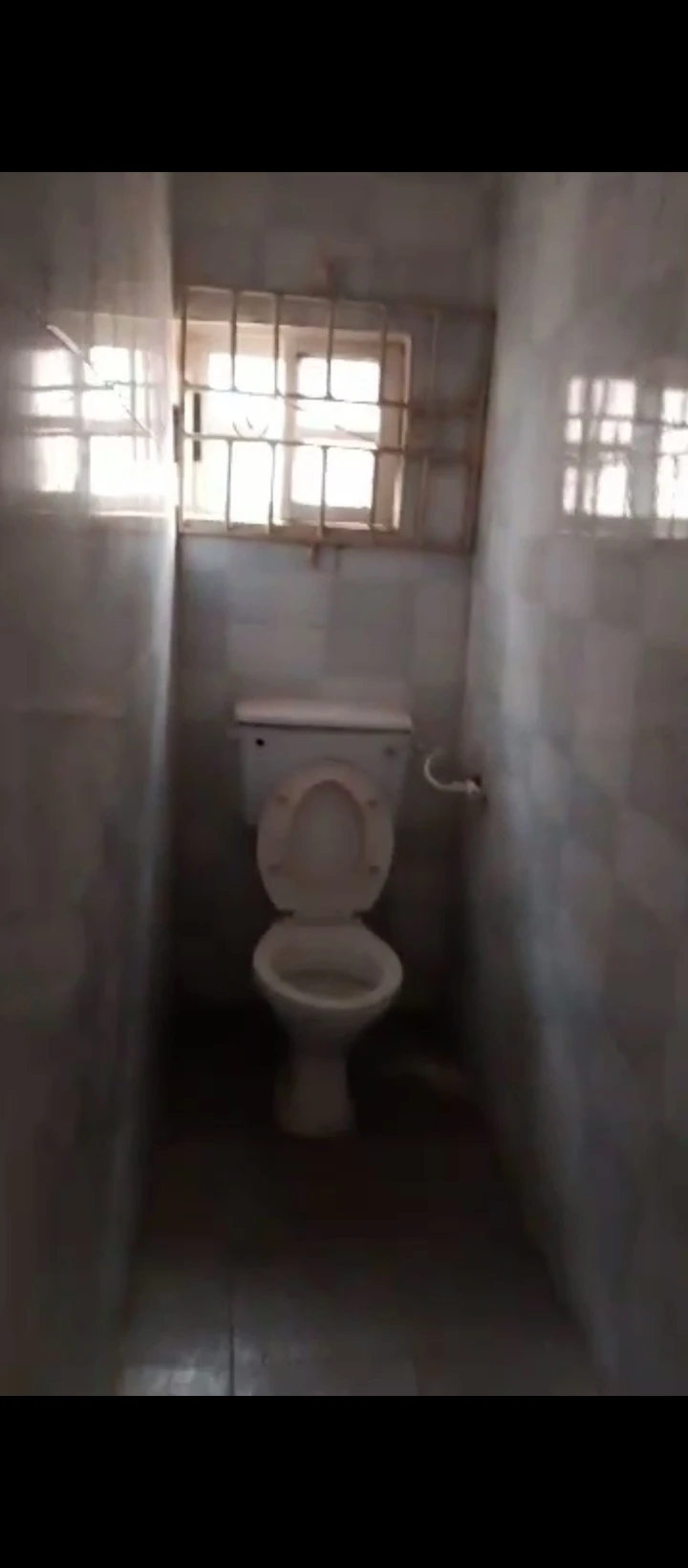 3 Bedroom Flat for Rent in Amagba, Edo - Image 1