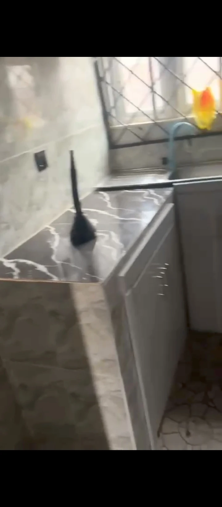 1 Bedroom Flat for Rent in Evidence, Edo - Image 2