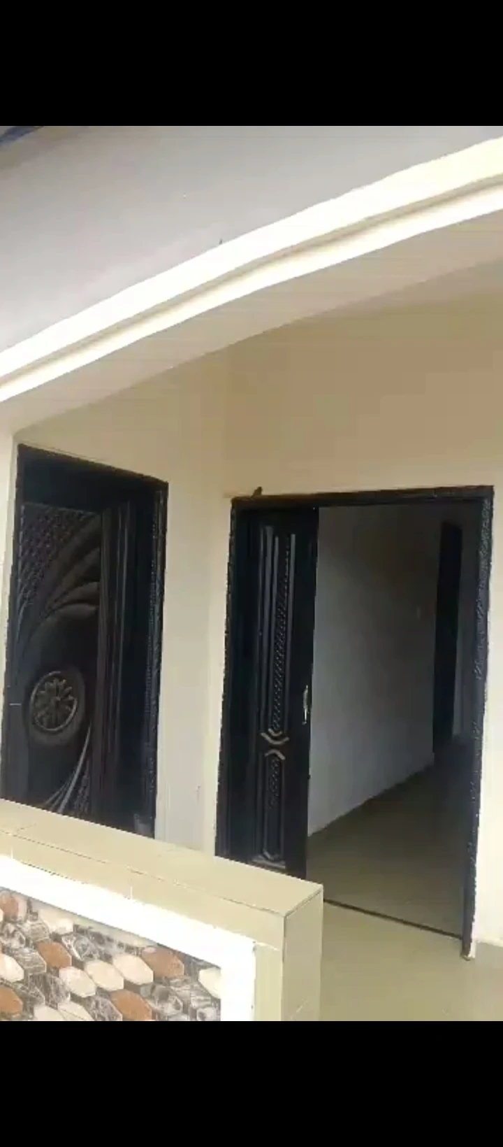 1 Bedroom Flat for Rent in Peanut sapele road, Edo - Image 2
