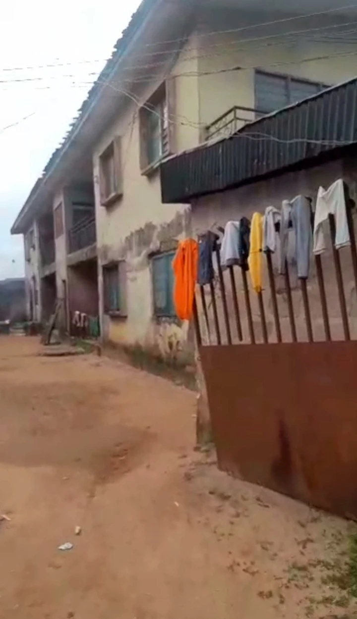 3 Bedroom Flat for Sale in Okhoro/ Medical Stores Road, Edo - Image 1