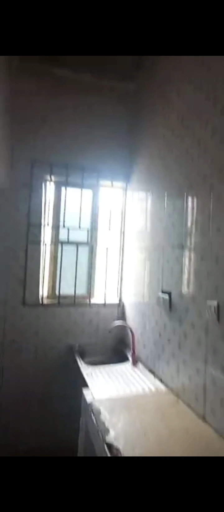 1 Bedroom Flat for Rent in Ugolo, Edo - Image 2
