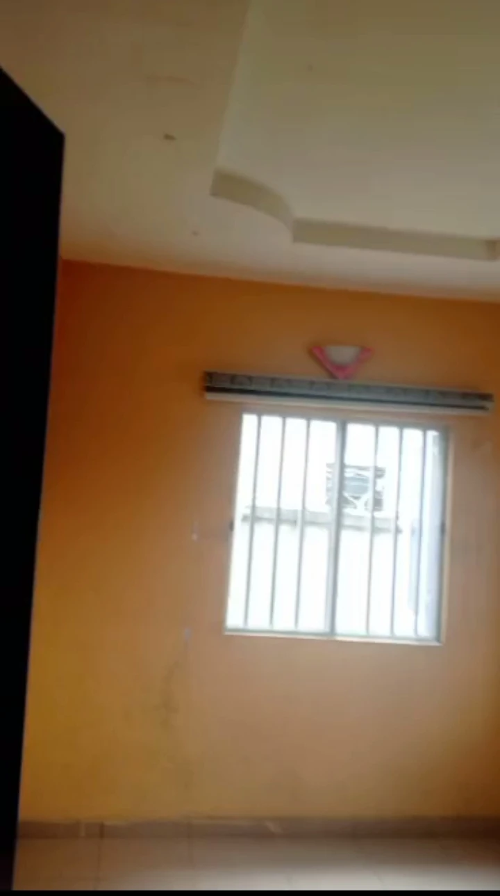 2 Bedroom Flat for Rent in Chalisco phase two off NPA road Warri Delta state, Delta - Image 1