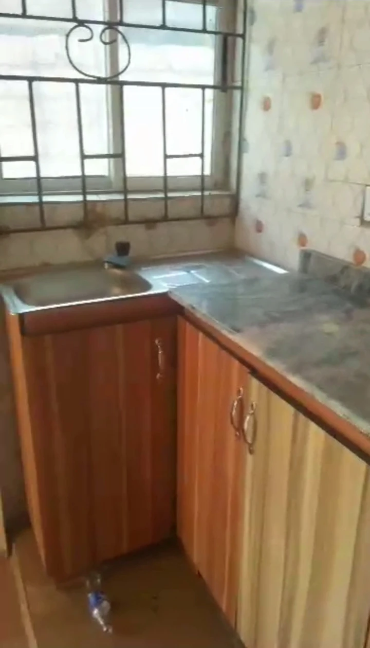 1 Bedroom Flat for Rent in Peanut sapele road, Edo - Image 1