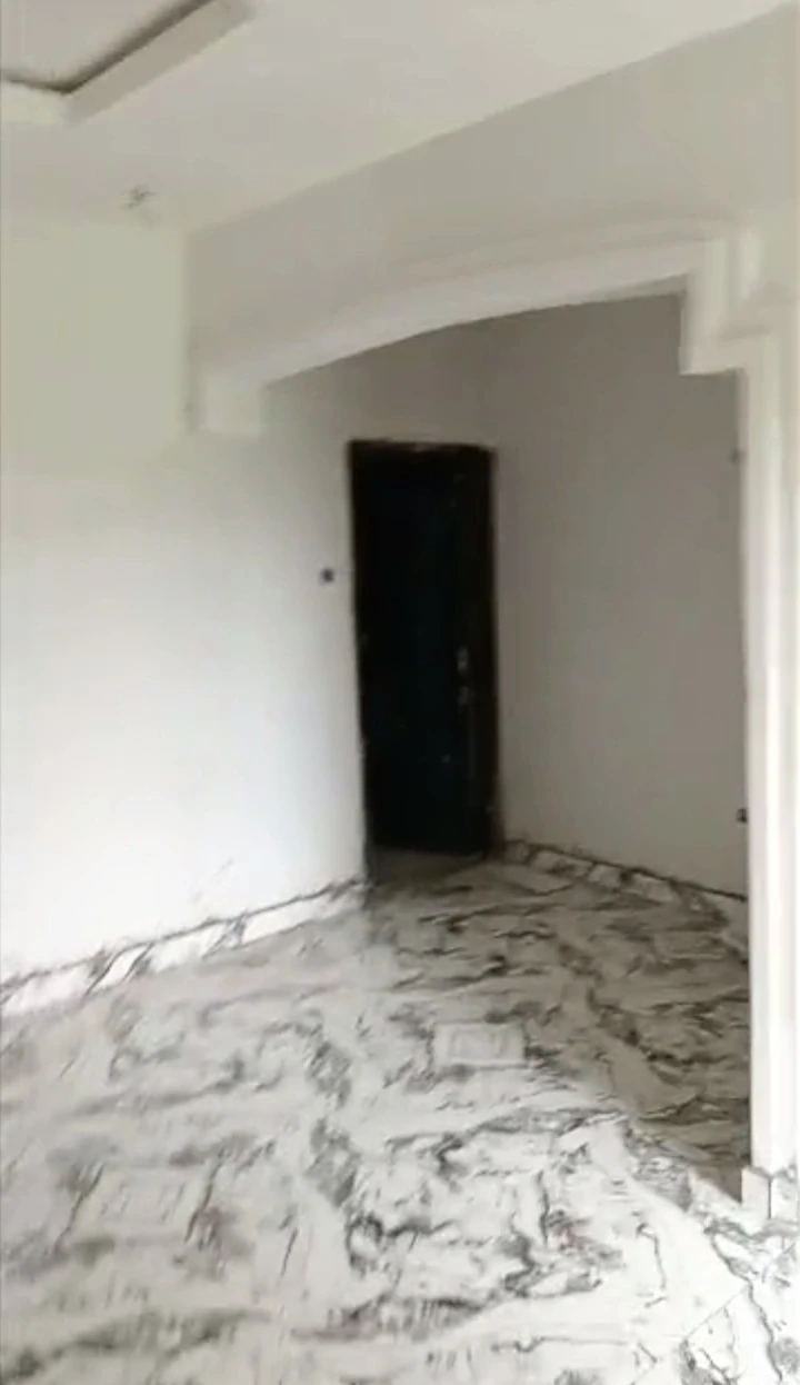 2 Bedroom Flat for Rent in Chalisco, Delta - Image 3