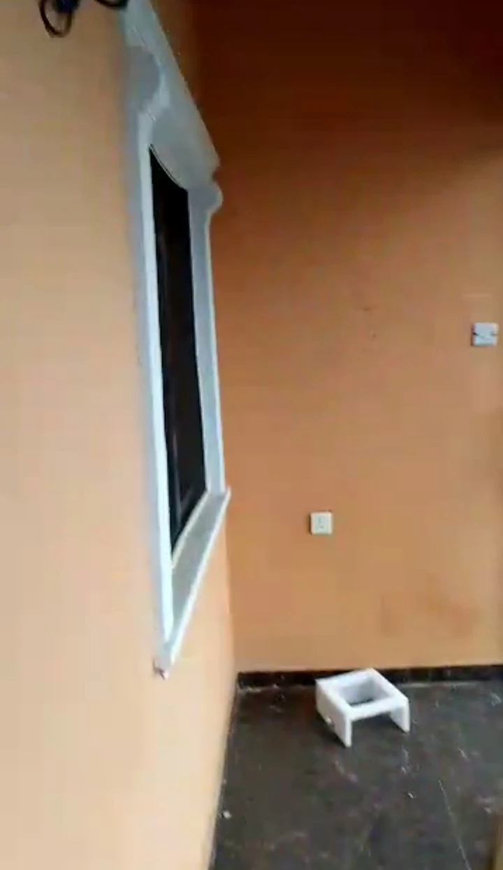 1 Bedroom Flat for Rent in Peanut sapele road, Edo - Image 2