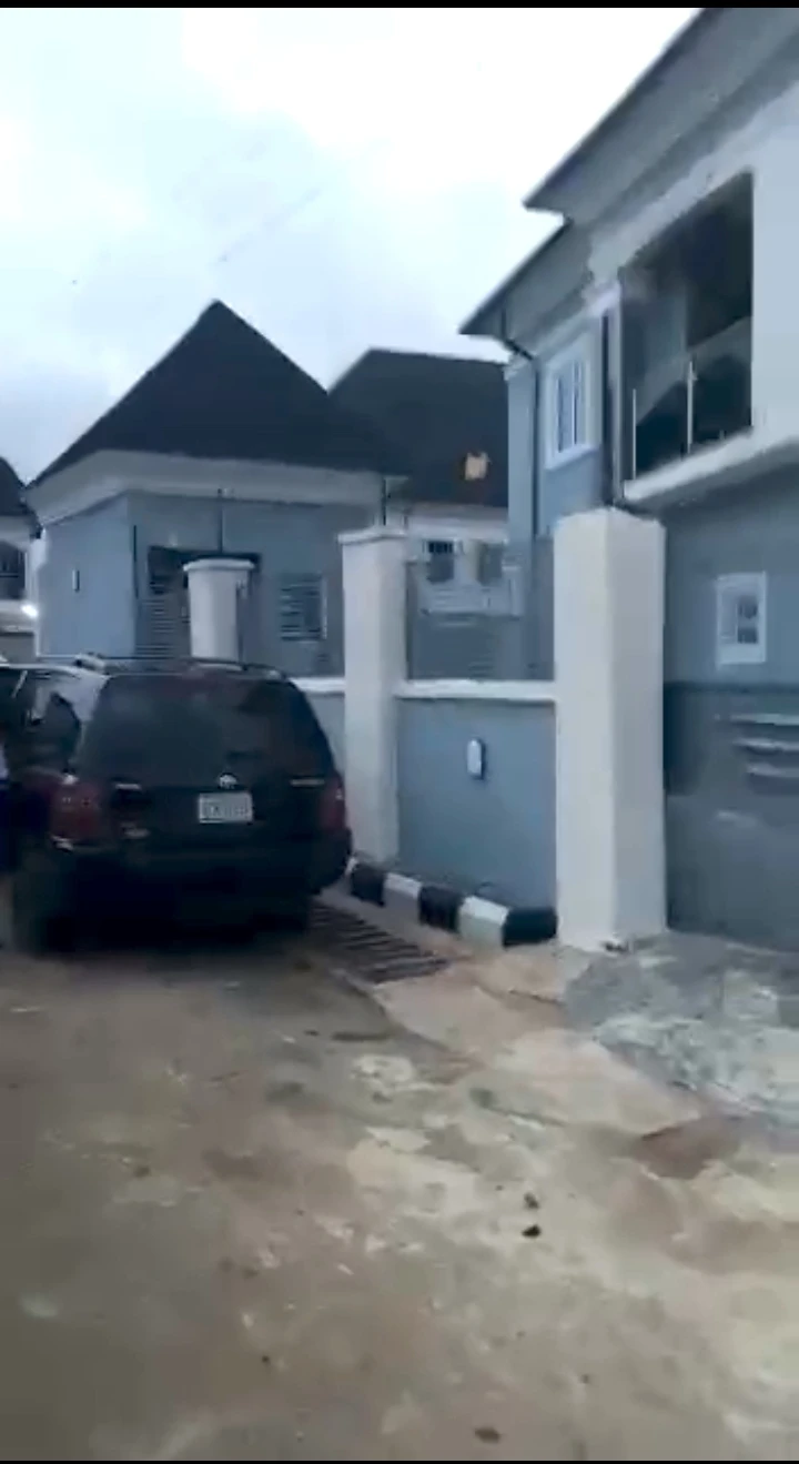 4 Bedroom Flat for Sale in IYEKOGBA IRIRI, Edo - Image 2