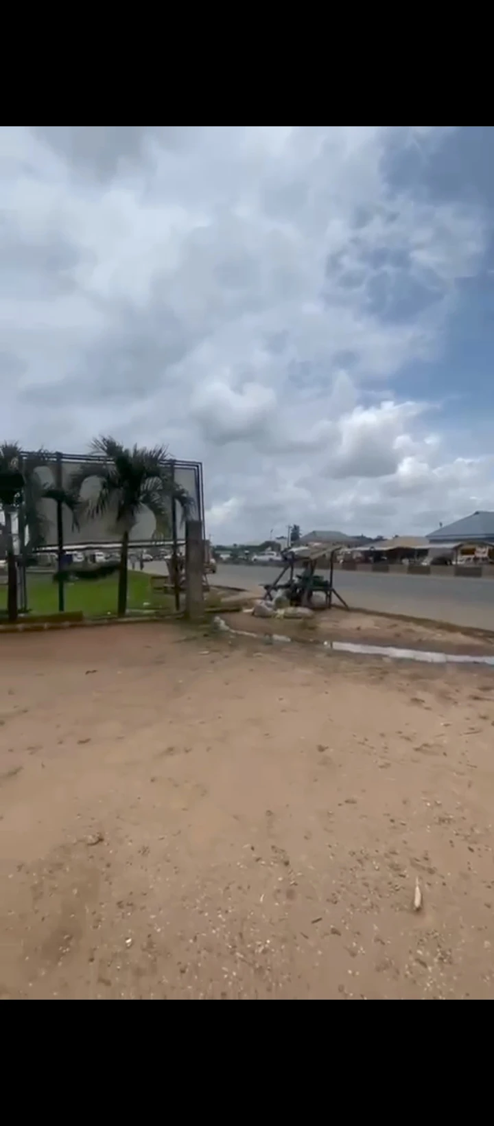 Ware House for Sale in Isihor Lagos ibadan express way, Edo - Image 3