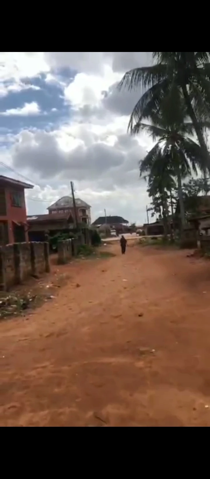 3 Bedroom Flat for Sale in Eweka upper sakpoba road, Edo - Image 3