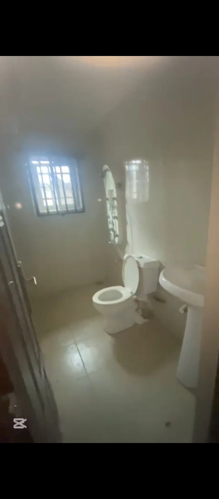Bungalow for Sale in Ogunwenyin, Edo - Image 1