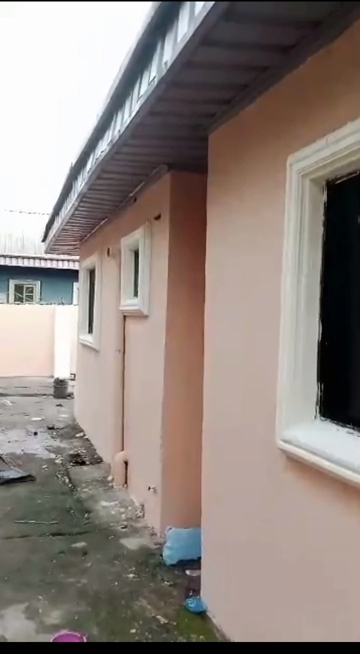 Bungalow for Sale in Agbor road, Edo - Image 1