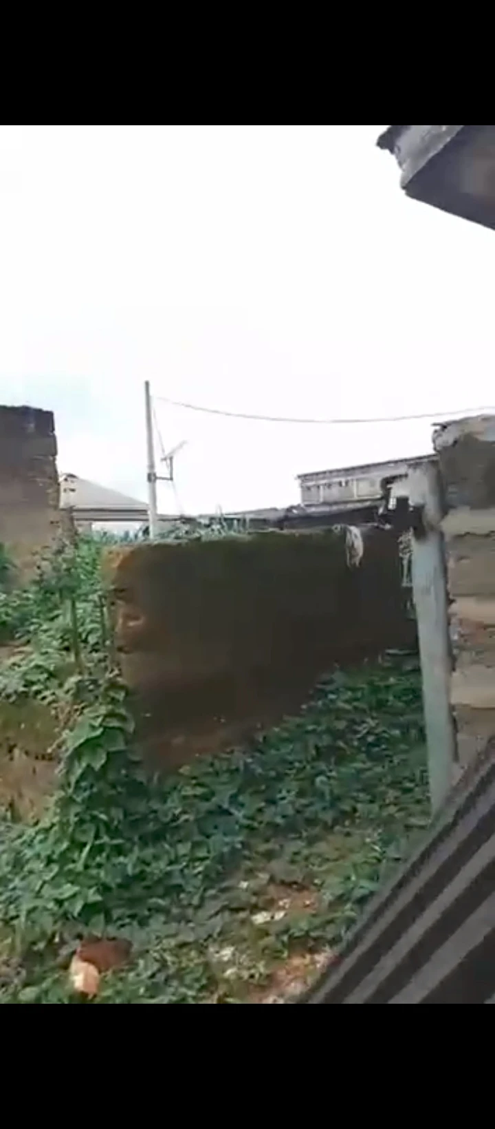 Uncompleted Building for Sale in Ekehuaw, Edo - Image 2