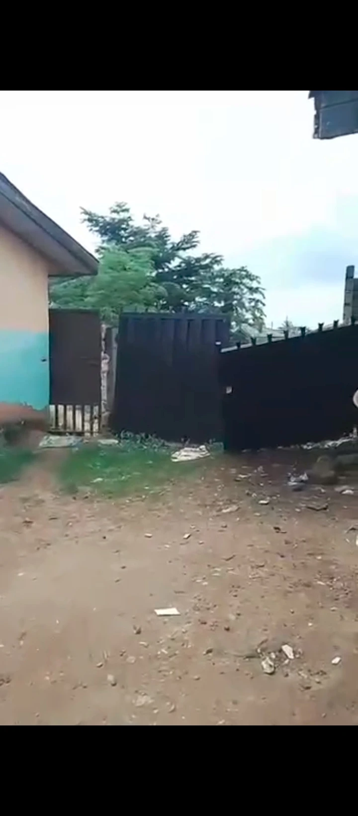 Uncompleted Building for Sale in Ekehuaw, Edo - Image 3