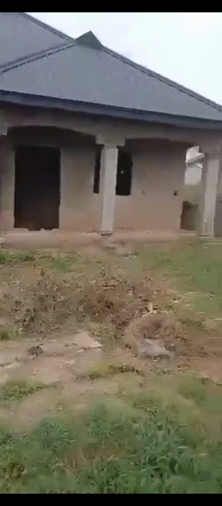 Uncompleted Building for Sale in Okhabere, Edo - Image 2