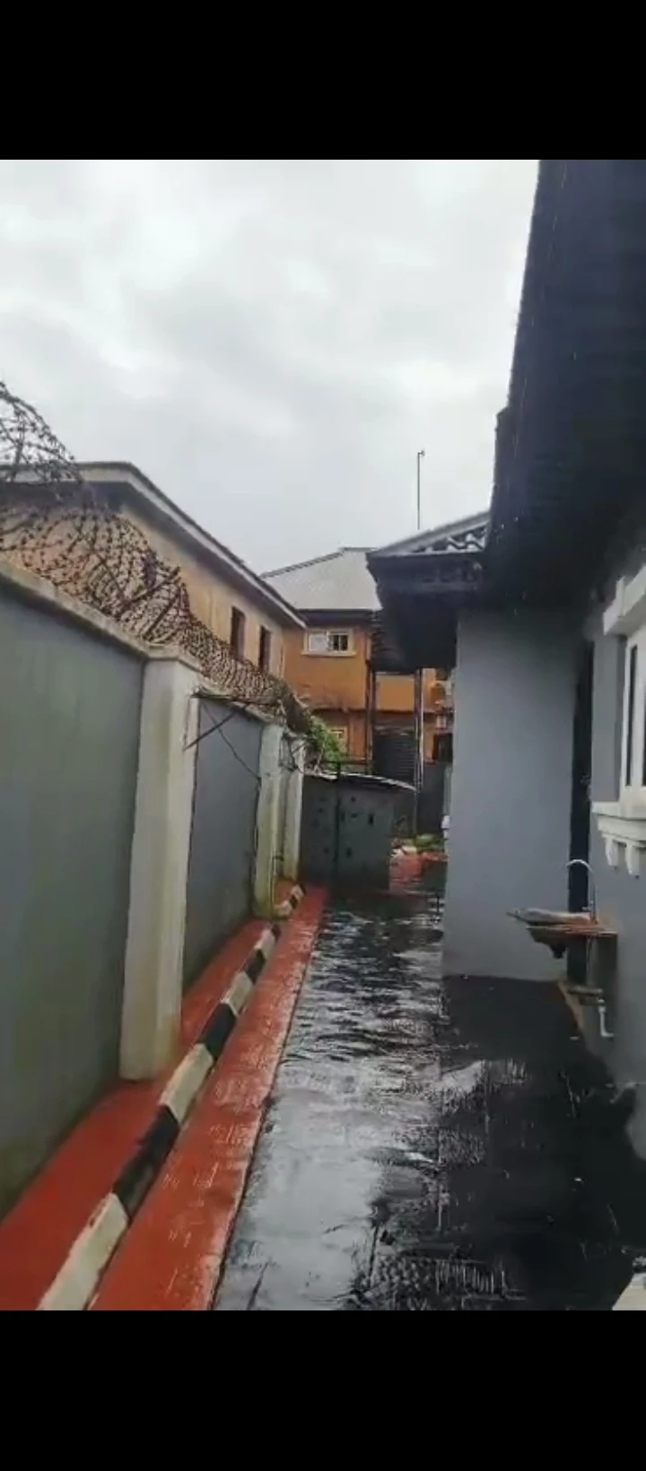 4 Bedroom Flat for Sale in Ebo quarter airport road, Edo - Image 2
