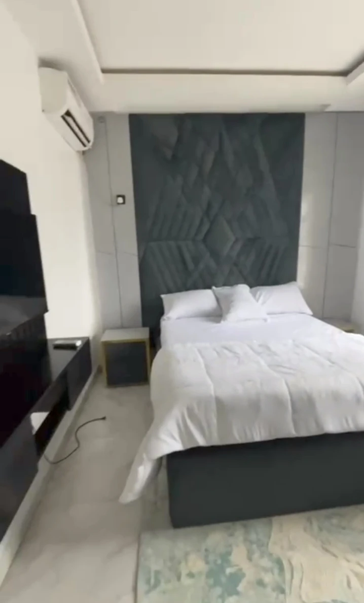 2 Bedroom Flat for Rent in Ugbor central, Edo - Image 2