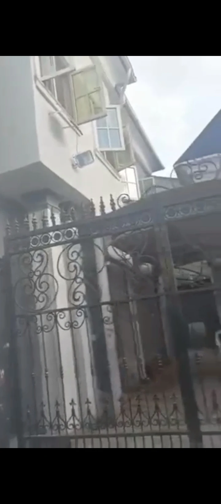 Duplex for Sale in Off airport road Warri, Edo - Image 1