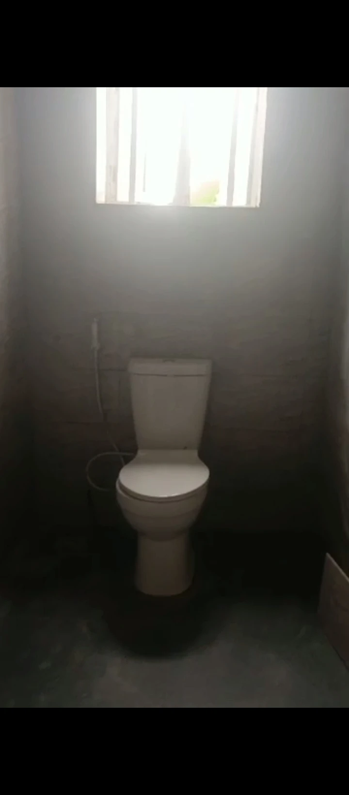 2 Bedroom Flat for Rent in Osubi, Edo - Image 3