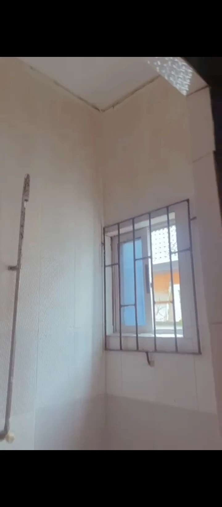 SelfContain for Rent in Ogbomro, Delta - Image 3