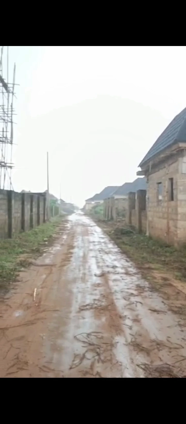 Uncompleted Building for Sale in Okhouromi, Edo - Image 2