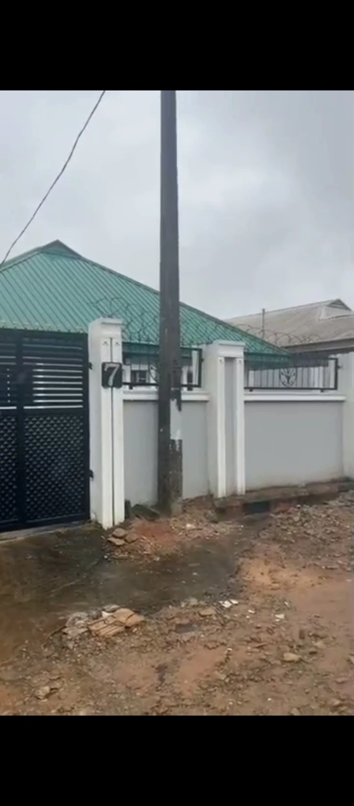 3 Bedroom Flat for Sale in Iriri, Edo - Image 2
