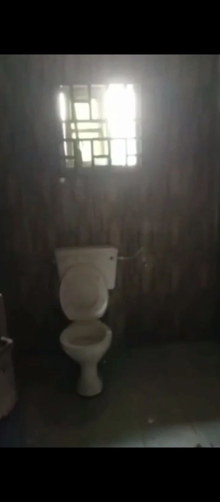 3 Bedroom Flat for Rent in Miller road by Ugbor, Edo - Image 1