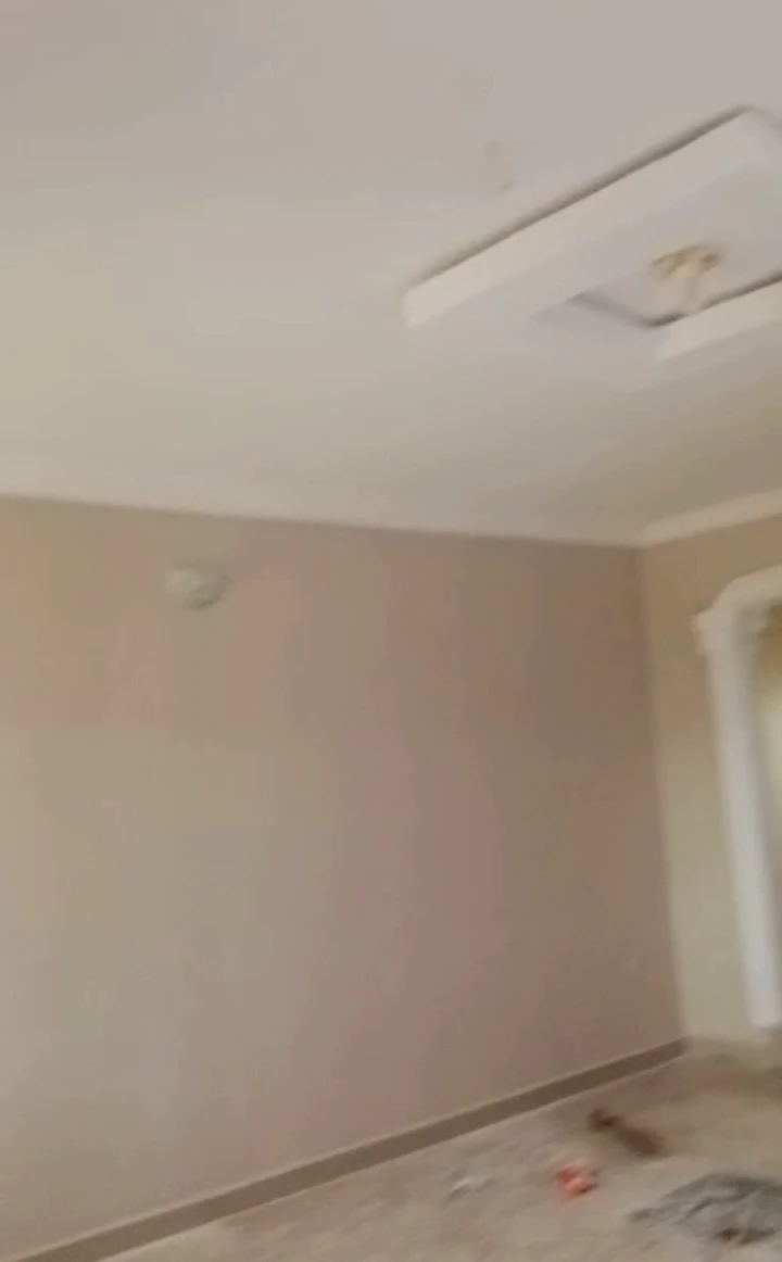 3 Bedroom Flat for Rent in Ekehuaw, Edo - Image 1
