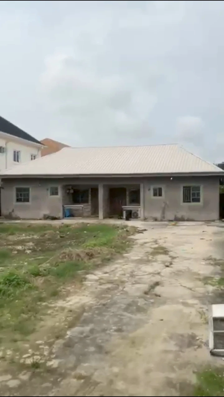 Bungalow for Sale in Sangotedo Lagos state, Edo - Image 1