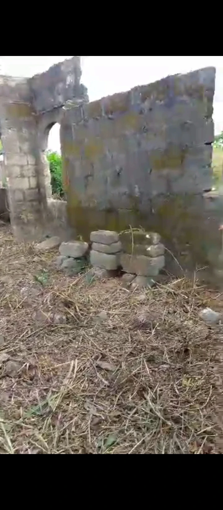 Uncompleted Building for Sale in evbomama community, Edo - Image 2