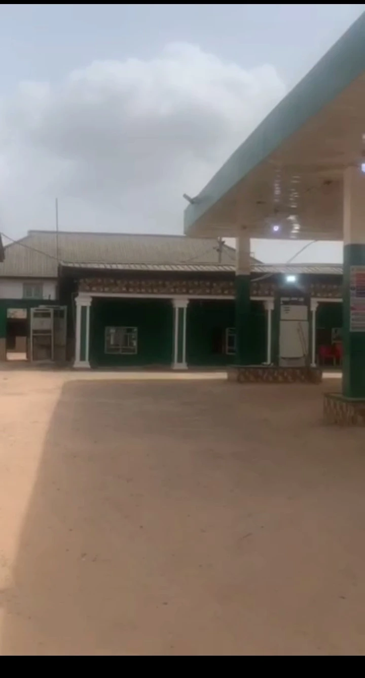 Filling Station for Sale in Upper sakpoba road Benin, Edo - Image 1